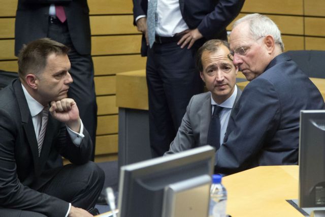 Στο γερμανικό Συνταγματικό Δικαστήριο οι Πράσινοι για το Grexit του Σόιμπλε